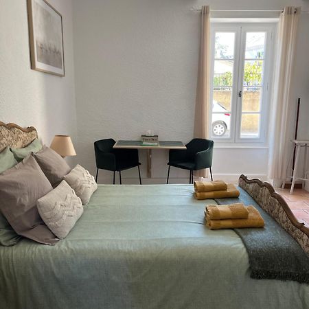 Au Petit Faubourg Apartment Grignan Bagian luar foto