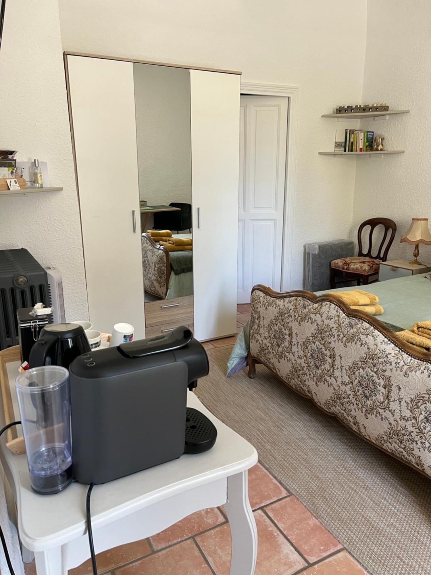 Au Petit Faubourg Apartment Grignan Bagian luar foto